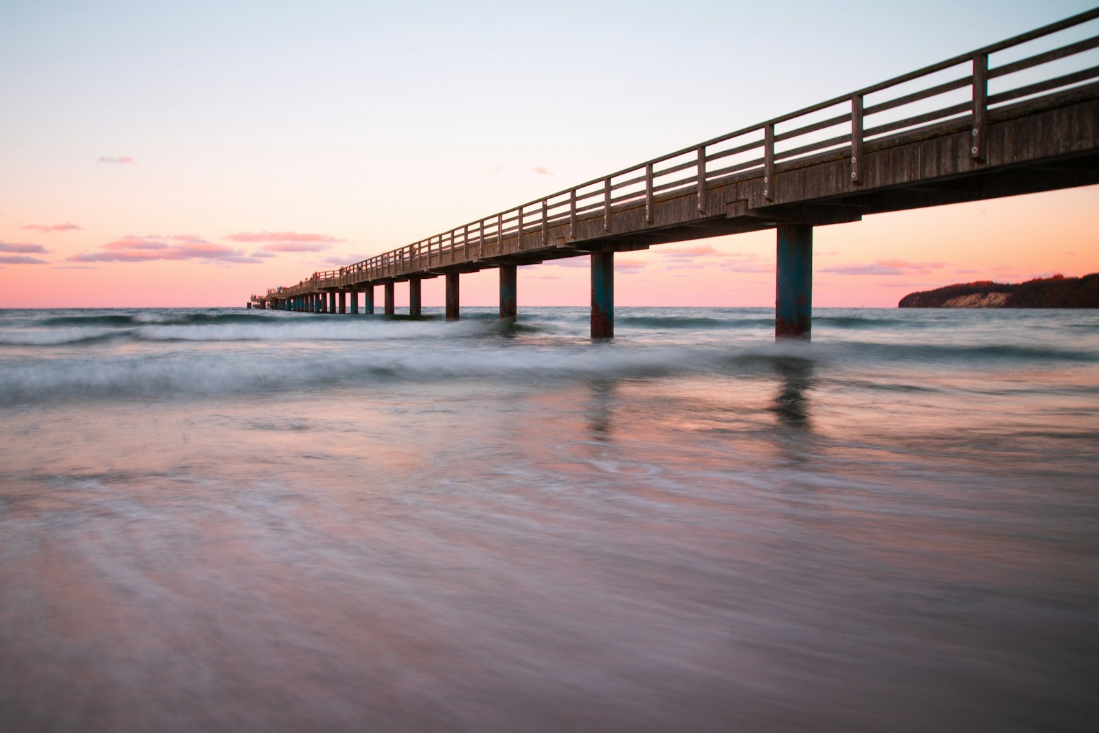 Seebrücke und Ostsee in Binz auf Rügen