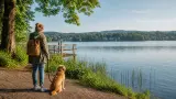 Urlaub mit Hund in der Holsteinischen Schweiz: Seen, Plön und Eutin entspannt planen