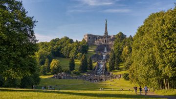 Städtetrip Kassel: Bergpark Wilhelmshöhe, Karlsaue und Grimmwelt entspannt planen
