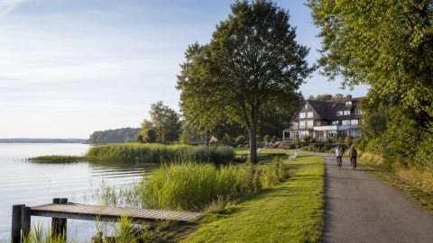Ferienwohnung im Ammerland: Bad Zwischenahn, Zwischenahner Meer und Parklandschaft richtig wählen
