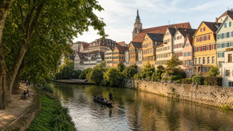 Städtetrip Tübingen: Neckarfront, Altstadt und Stocherkahn entspannt planen